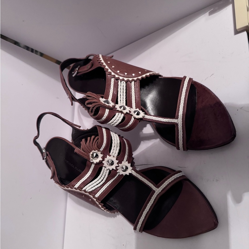 Balenciago Women's Brown and White Sandals
3 in heel